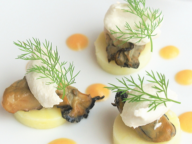 燻製にした牡蠣のマリネ