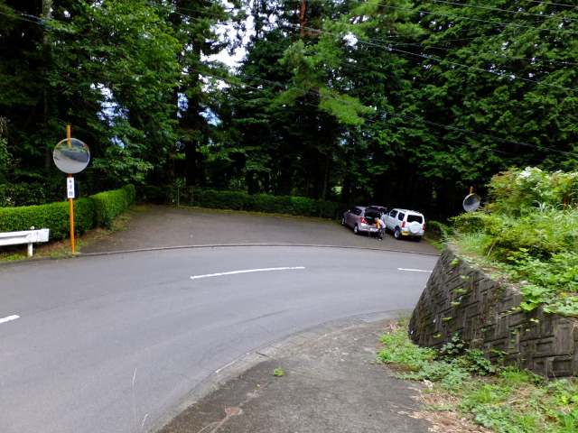 ⑳-6  梨ノ木平の駐車場